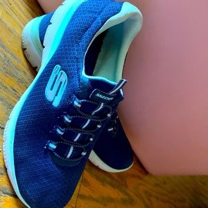 Skechers women’s memory foam